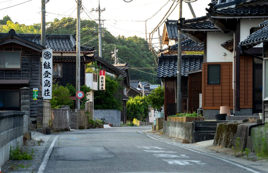 鰀目町の町並み